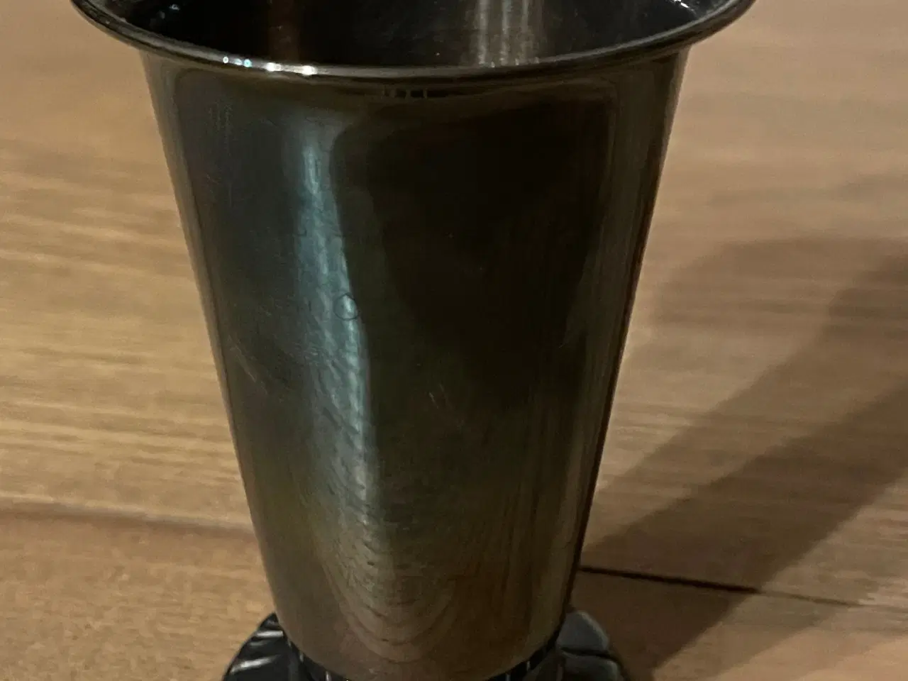 Billede 3 - Lille, gammel vase i sølv
