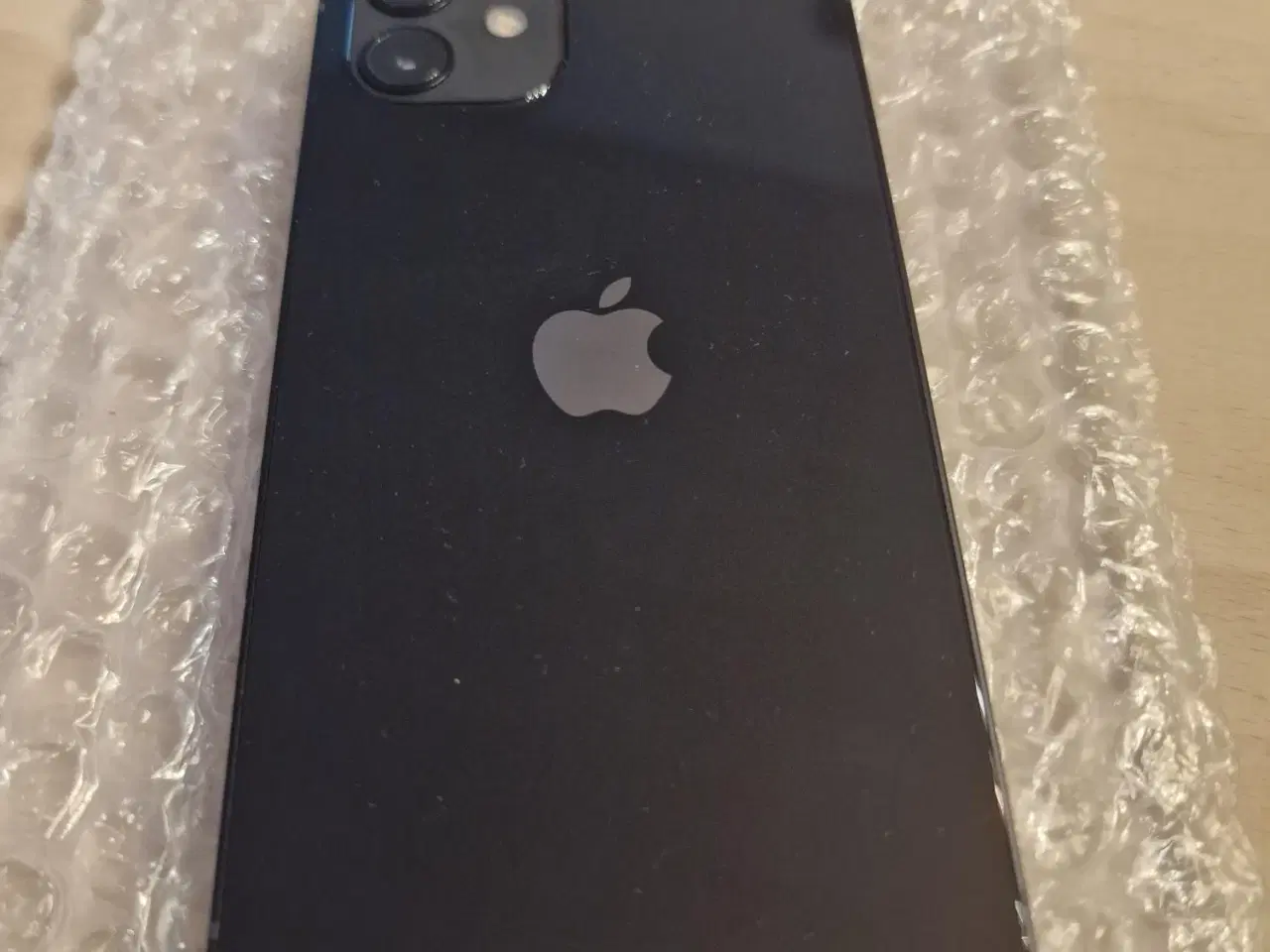 Billede 2 - iPhone 12 i perfekt stand
