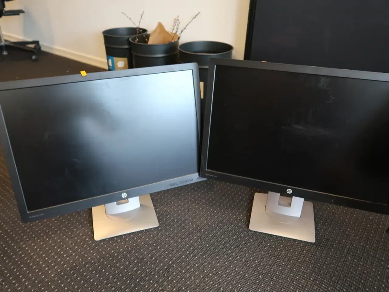 Billede 1 - 2 stk. computerskærme HP EliteDisplay E242