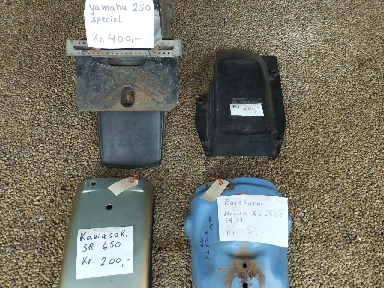 Billede 1 - Forskellige bagskærme mrk. med pris type. ( %)