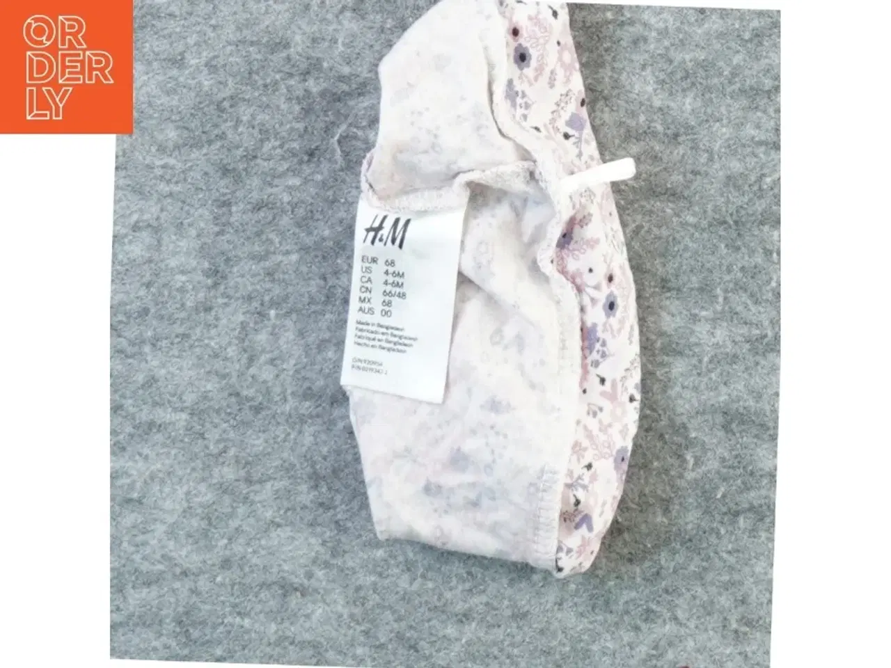 Billede 2 - Hue fra H&M (str. 68)