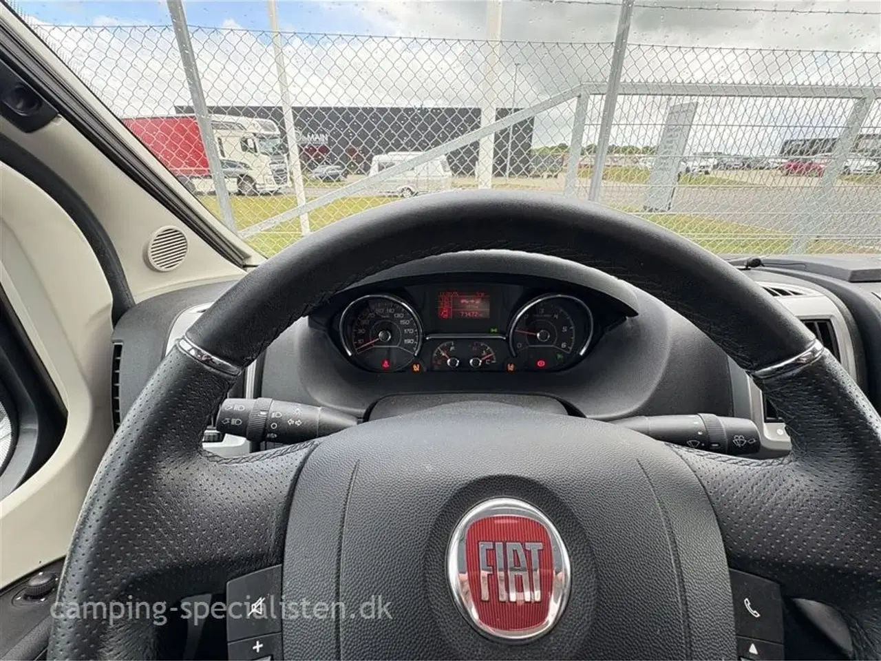 Billede 5 - 2017 - LMC Cruiser Premium T 681 G   LMC Cruiser Premium T 681 G fra 2017 - rigtig fin autocamper - kan nu ses hos Camping-Specialisten.