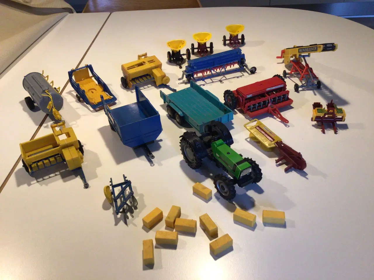 Billede 1 - Britains traktor m.m.