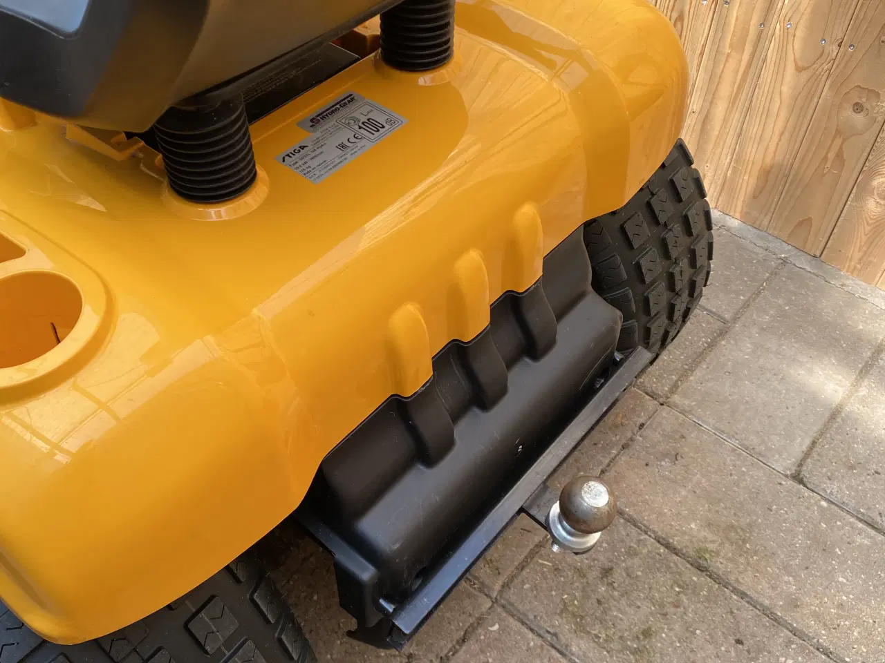 Billede 2 - Stiga Havetraktor Park 120 m/bord