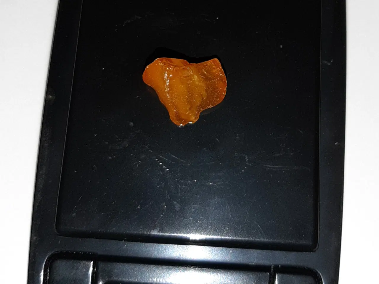 Billede 9 - Rav klumper og halssmykke, i alt 36 gram.