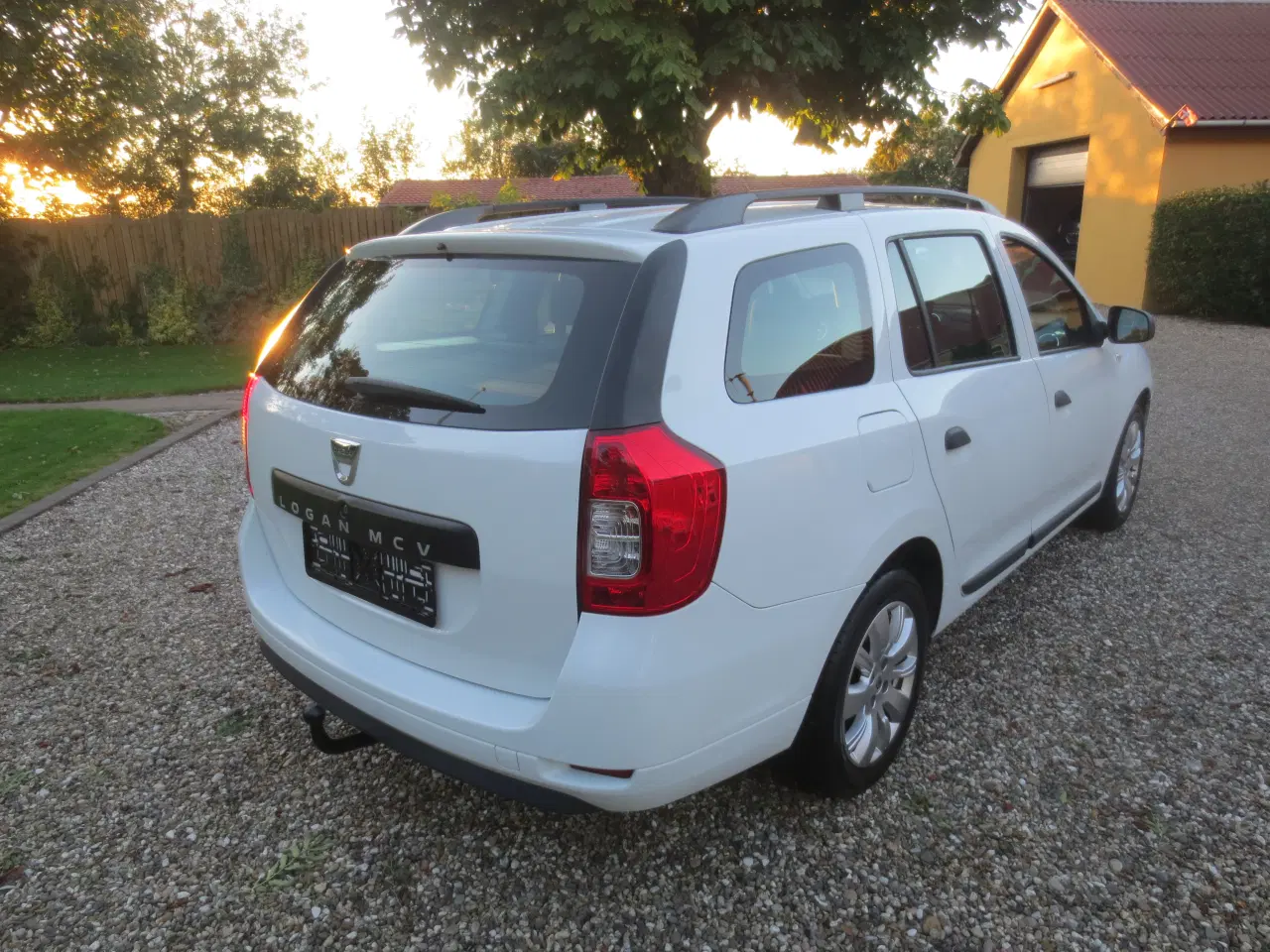 Billede 6 - Dacia Logan 1.2 i Stc År 2016. 