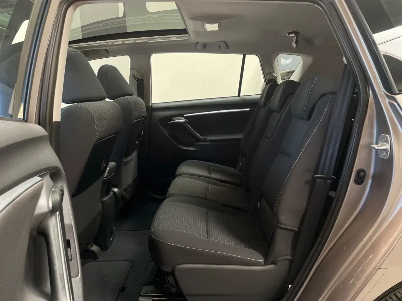 Billede 12 - Toyota Verso 1,6 D-4D T2 Skyview 7prs