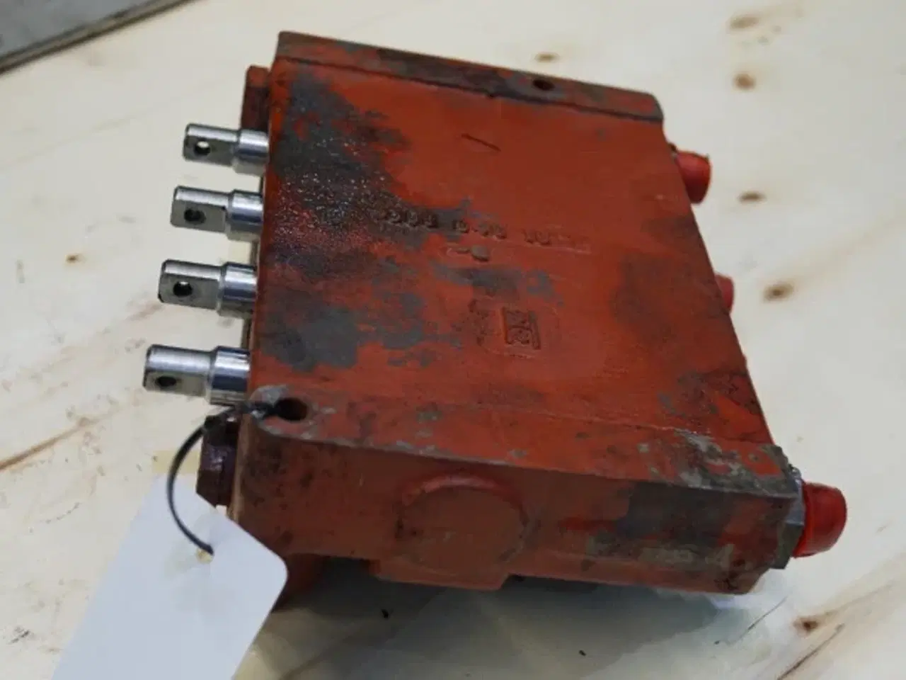 Billede 8 - Dronningborg D7200 Hydraulikventil 28751329