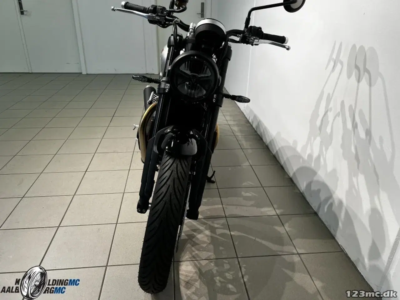 Billede 8 - Triumph Speed Twin 900 900 Aluminium Silver/Carnival Red/Jet Black