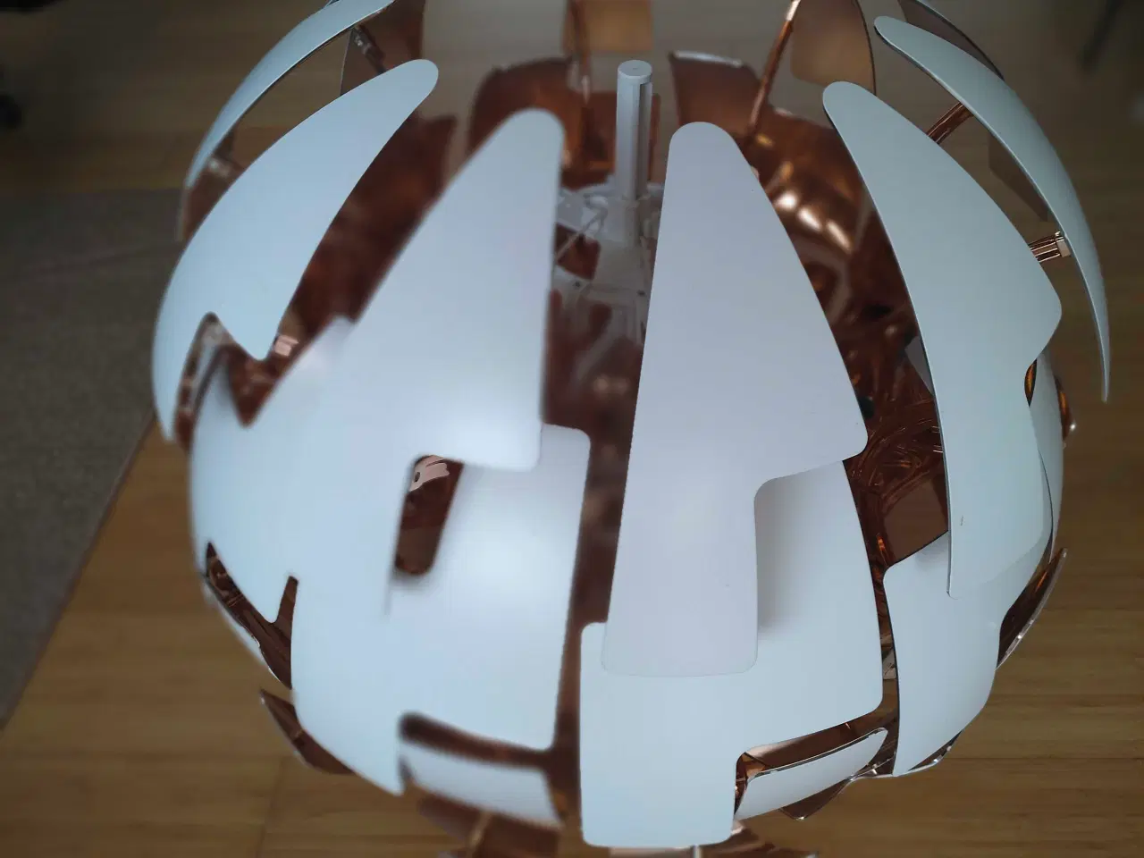 Billede 1 - Lampe til salg – i meget god stand