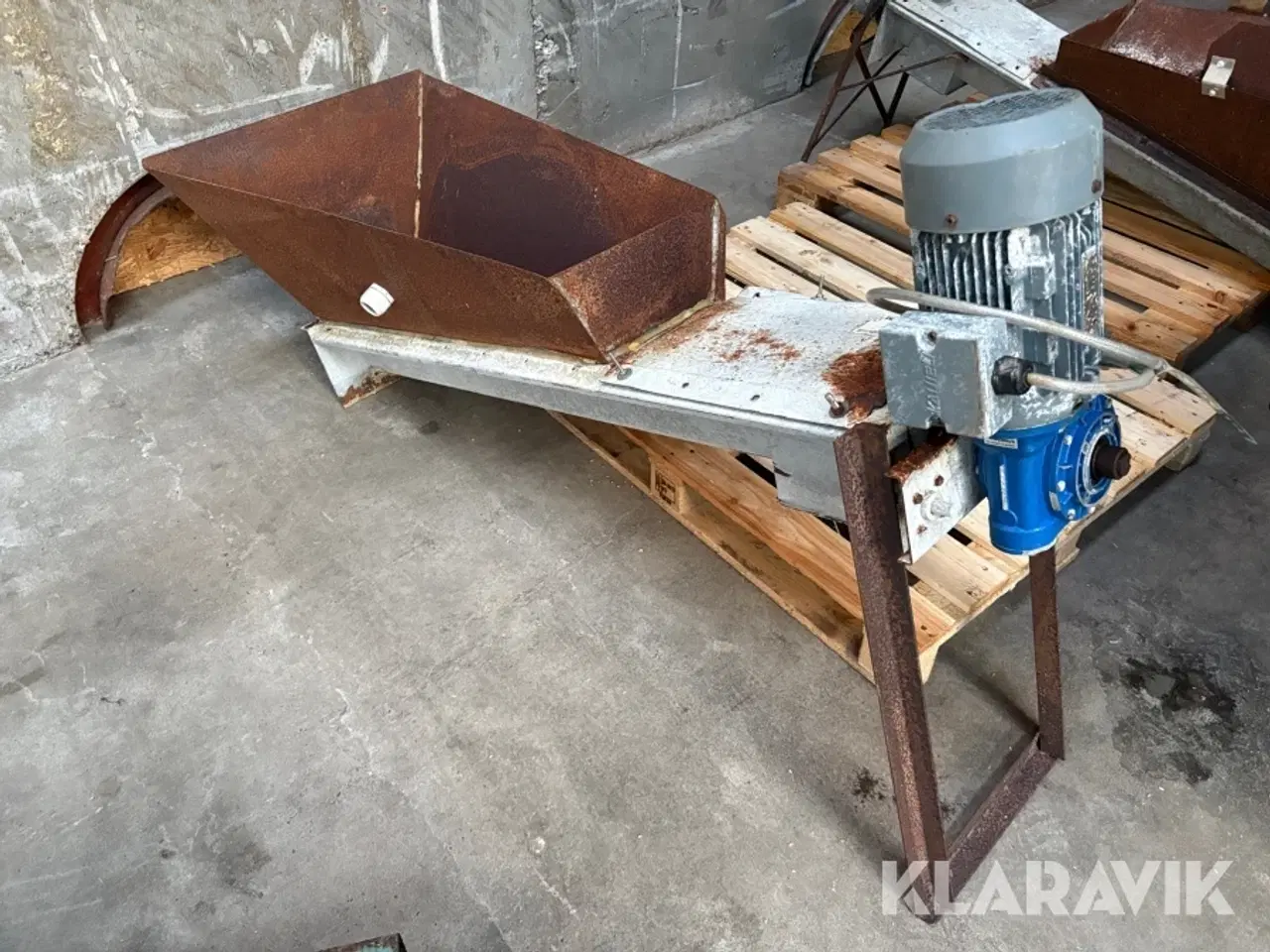 Billede 2 - Transportsnegl med tragt