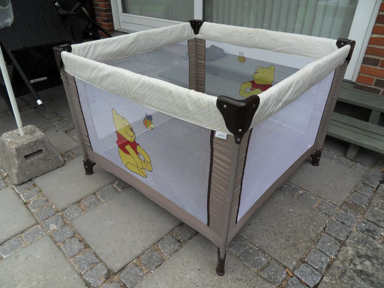 Billede 1 - REJSESENG / KRAVLEGÅRD. Mrk. Hauck. Ny og ren