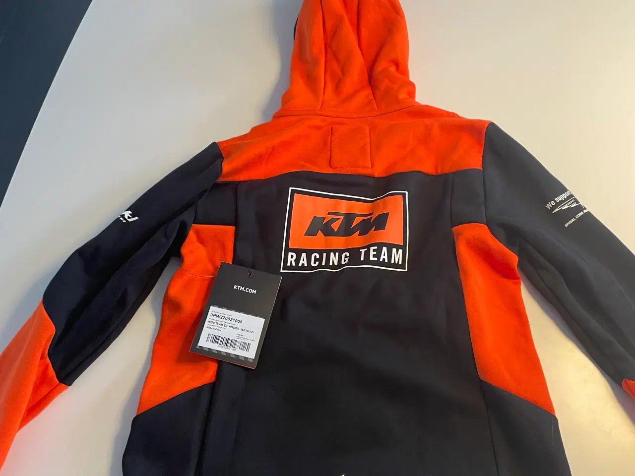 Billede 2 - Ktm hoodie str 152, 10/12år