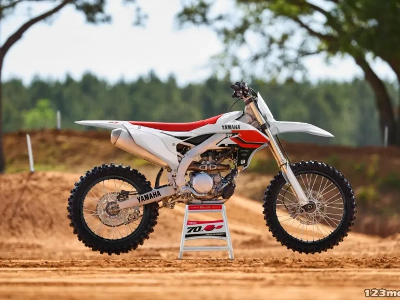Billede 2 - Yamaha YZ 250 F 70-års jubilæumsudgave