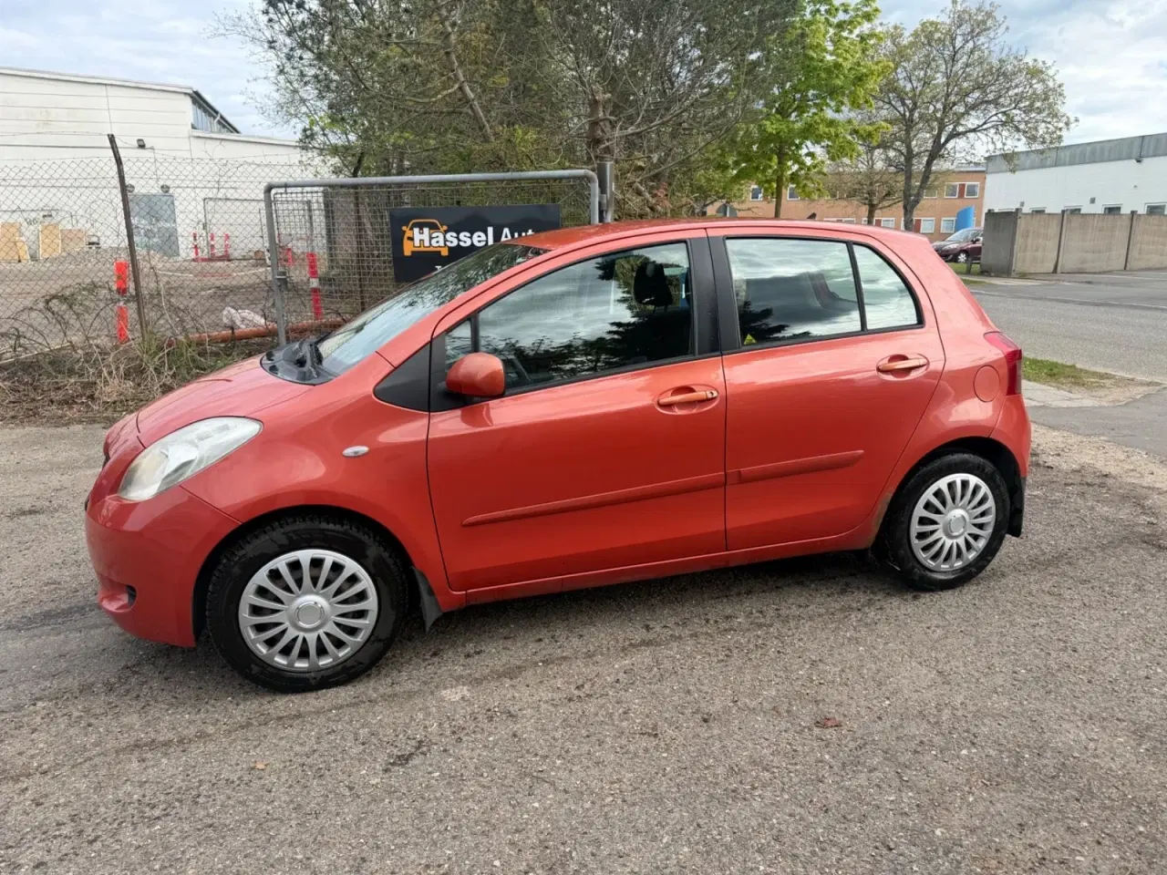 Billede 2 - Toyota Yaris 1,3 Luna