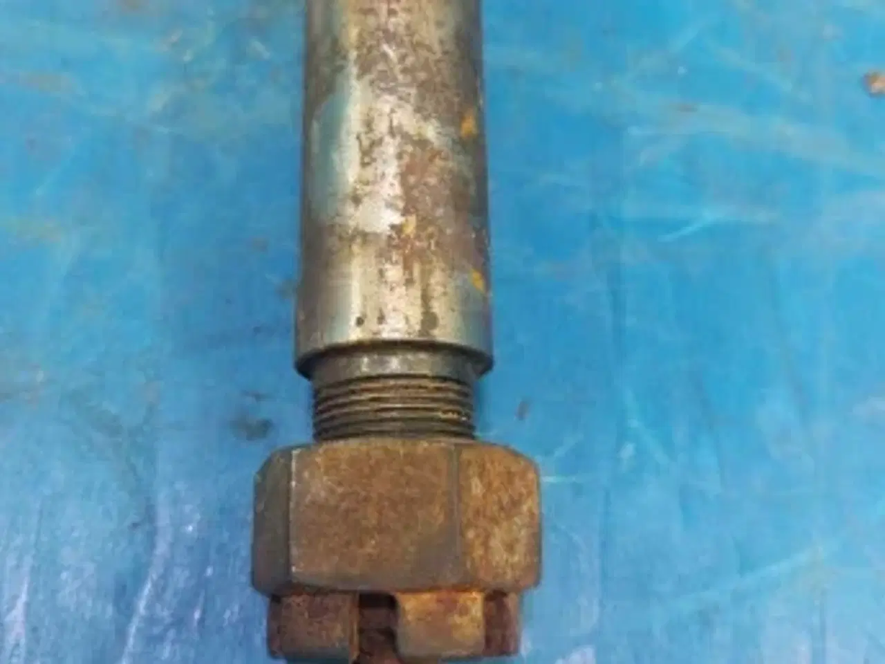 Billede 7 - New Holland 8070 Remskive Aksel 80421247