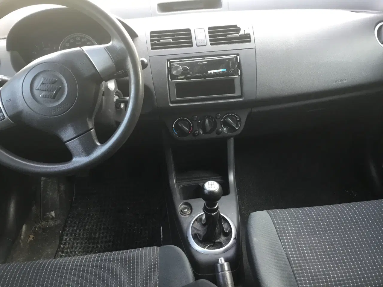 Billede 11 - Nissan micra 1,2 cykel træk aircon isofix mm