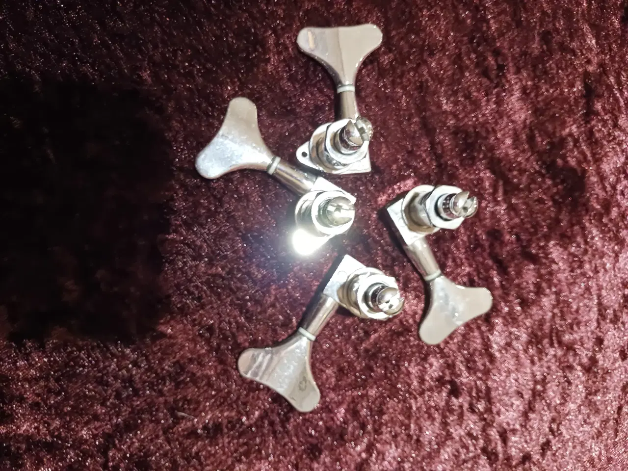 Billede 4 - G&L LB-100 bridge/bro/stol + stemmeskruer