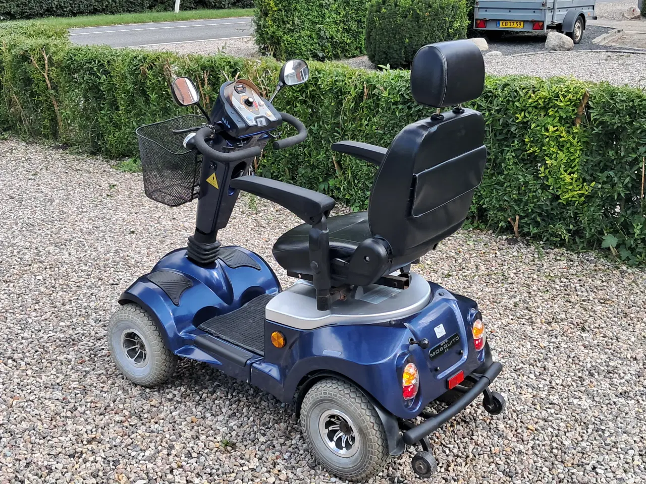 Billede 13 - 4 hjulet el-scooter. Kører godt