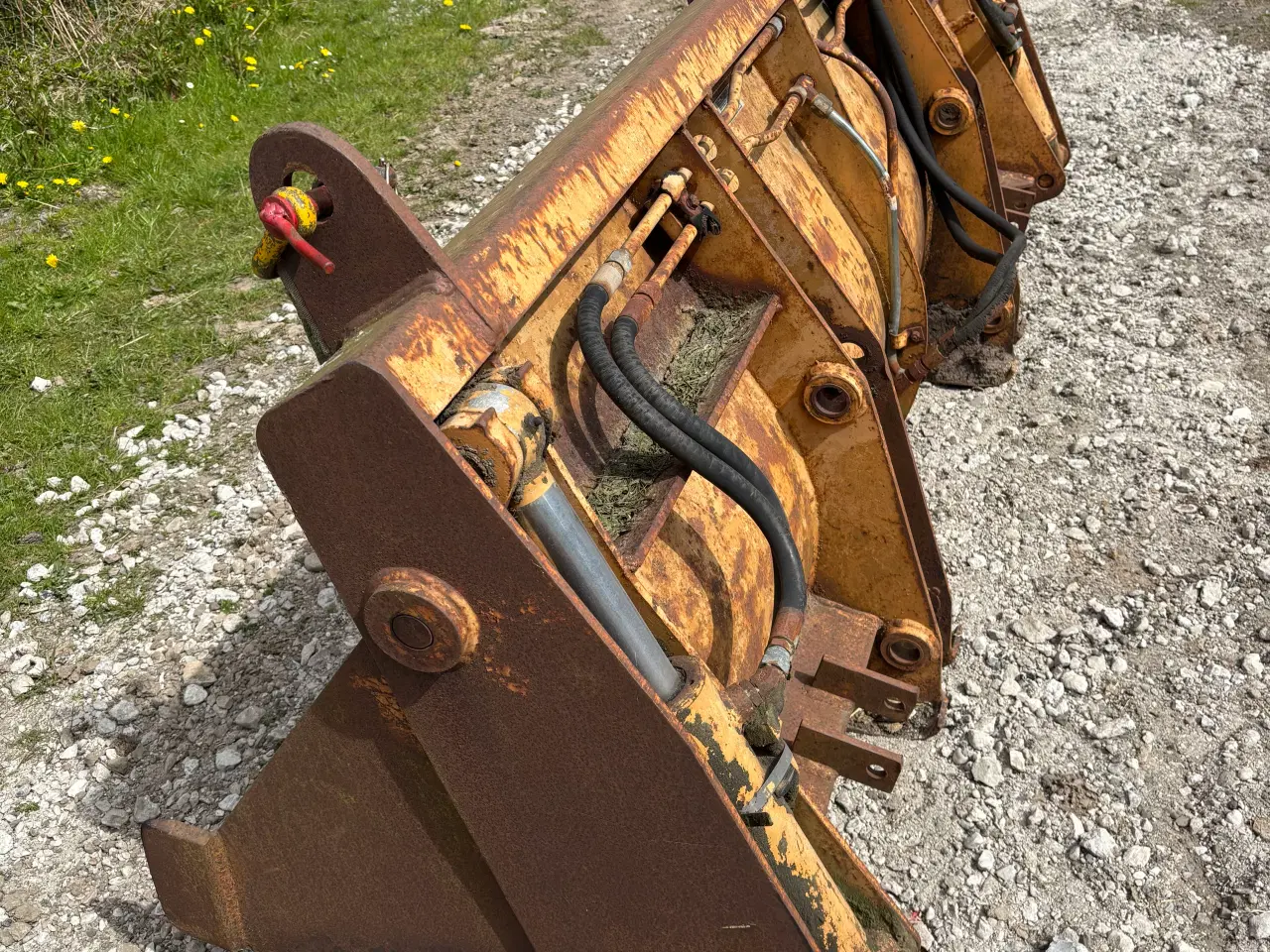 Billede 4 - Frontskovl 3 i en til case.