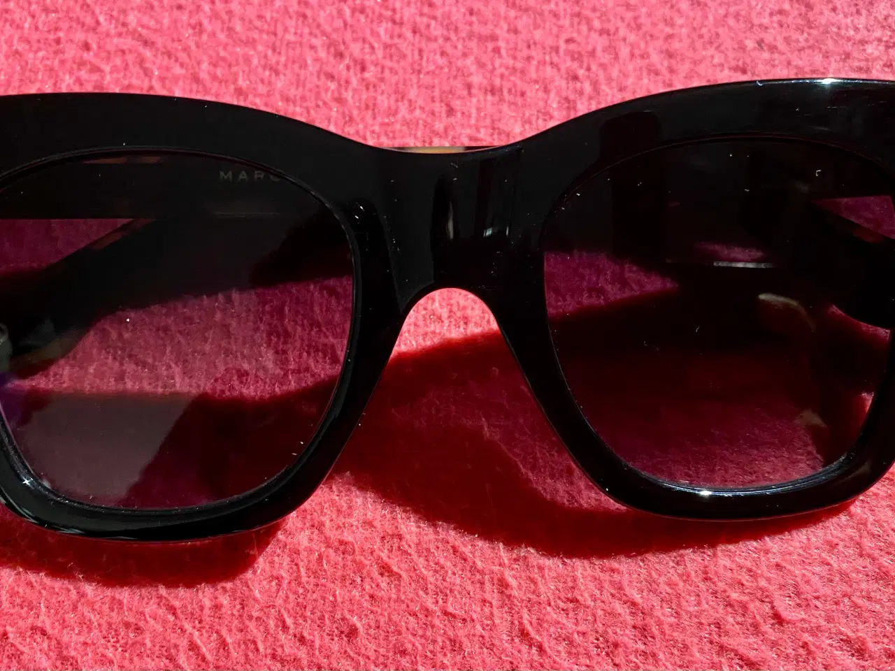 Billede 3 - Nye MARC JACOBS solbriller med etui 