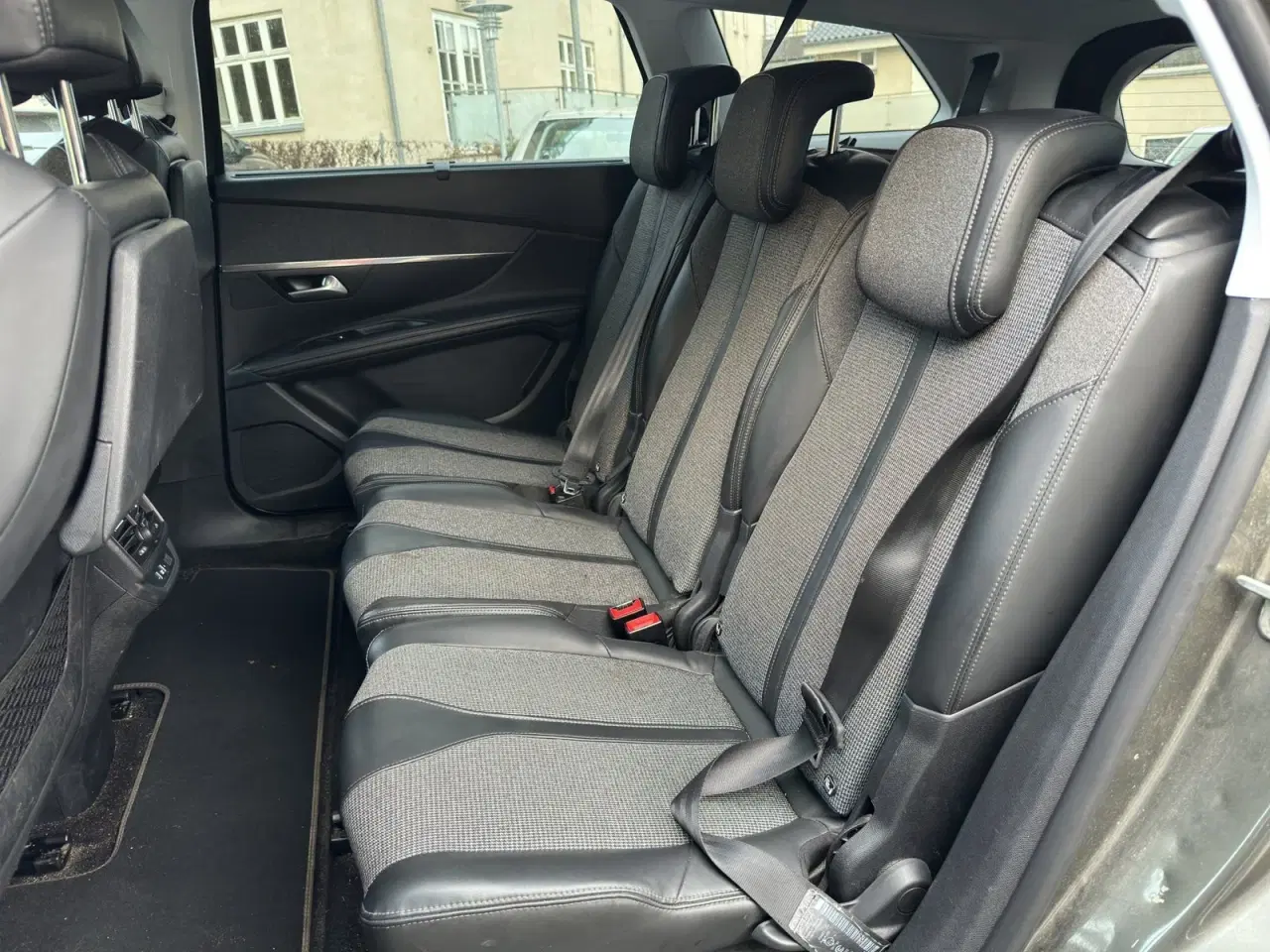 Billede 14 - Peugeot 5008 1,6 BlueHDi 120 Allure 7prs