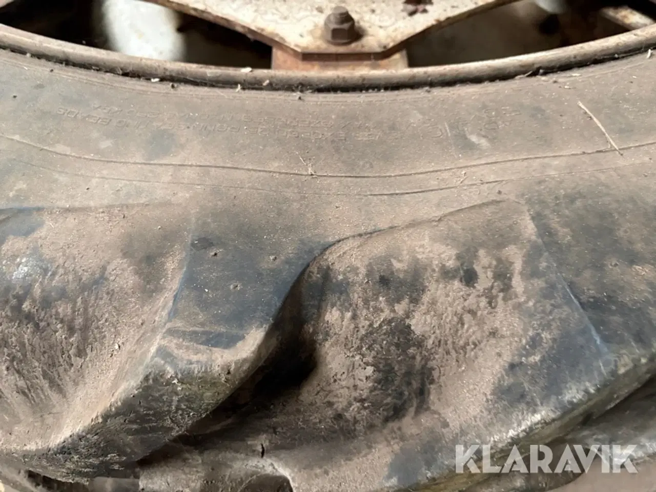 Billede 12 - Landbrugsdæk Taurus 12.4R46 2 styk