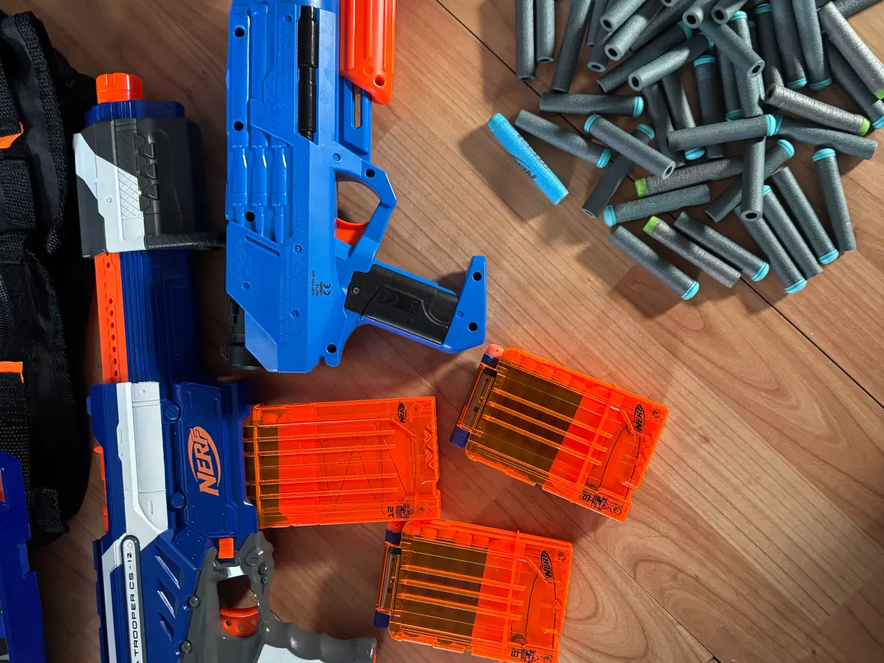 Billede 8 - Diverse legetøjsvåben