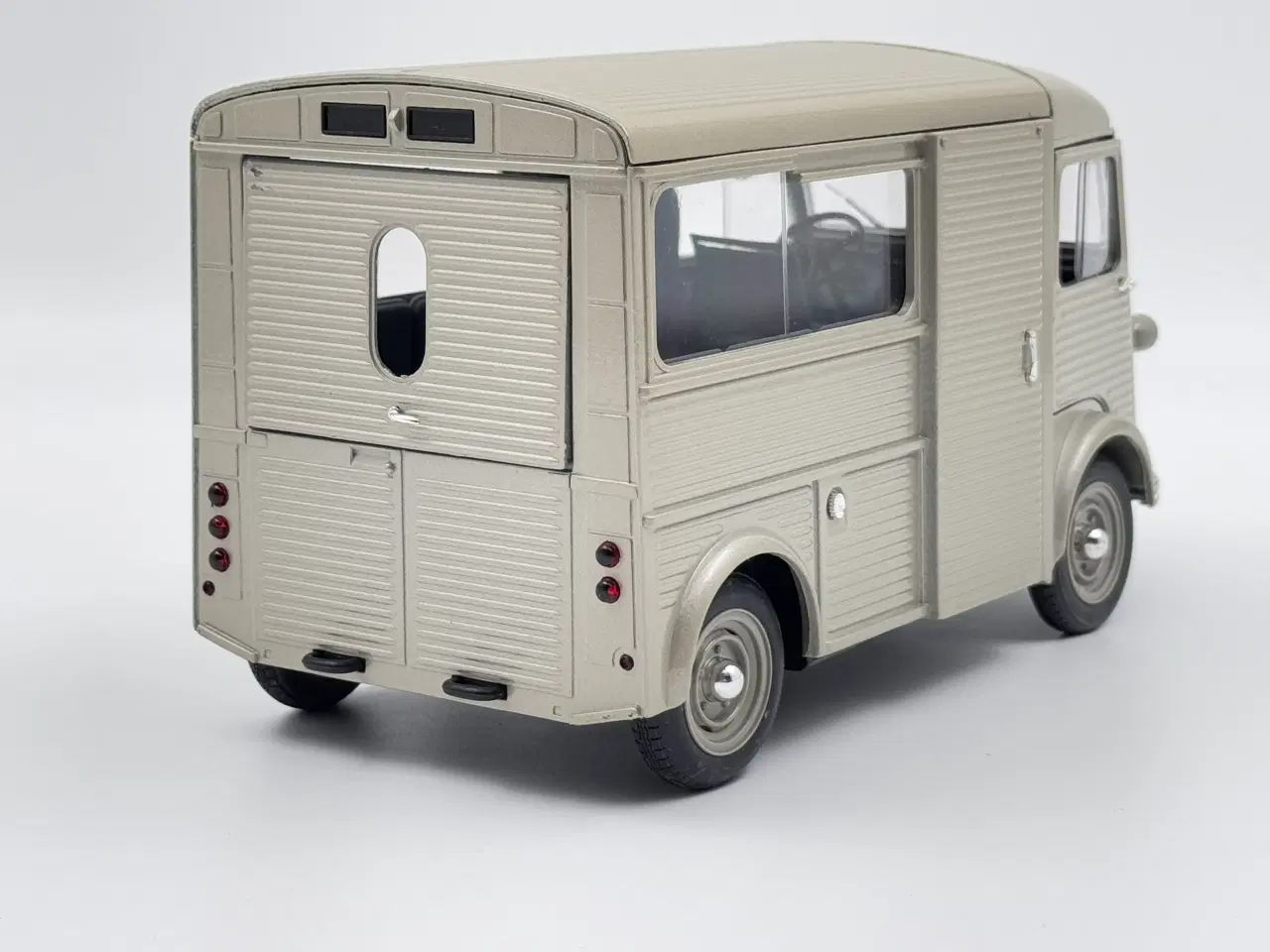 Billede 4 - 1962 Citroën Type HY 1:18