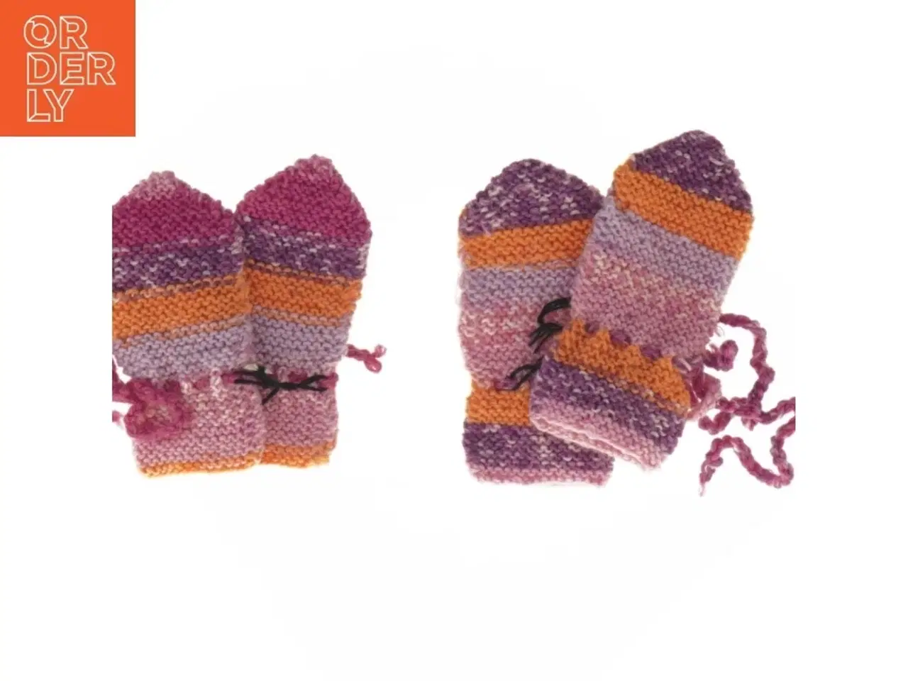 Billede 1 - Strikkede babyhandsker (str. 12 x 6 cm)