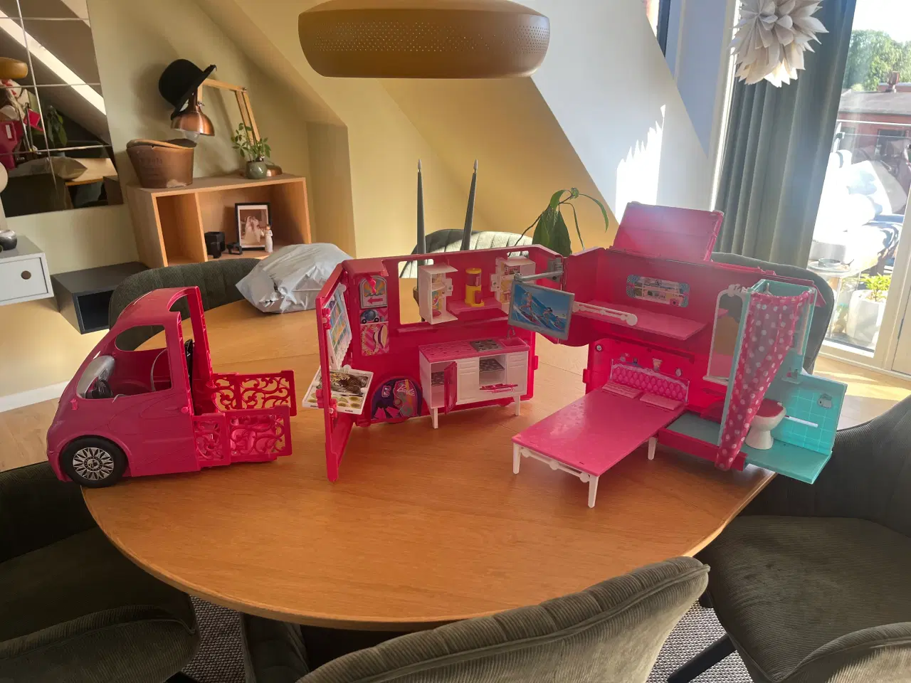Billede 8 - Barbie campingvogn 
