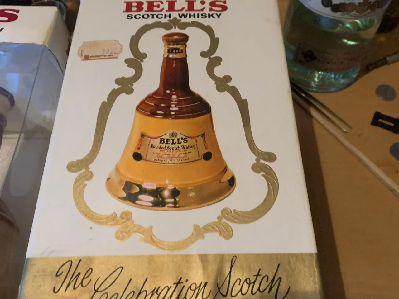 Billede 1 - BELLS WHISKY klokke