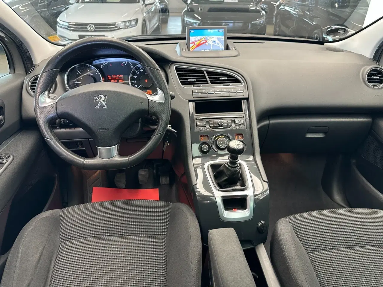 Billede 23 - Peugeot 5008 1,6 BlueHDi 120 Allure 7prs