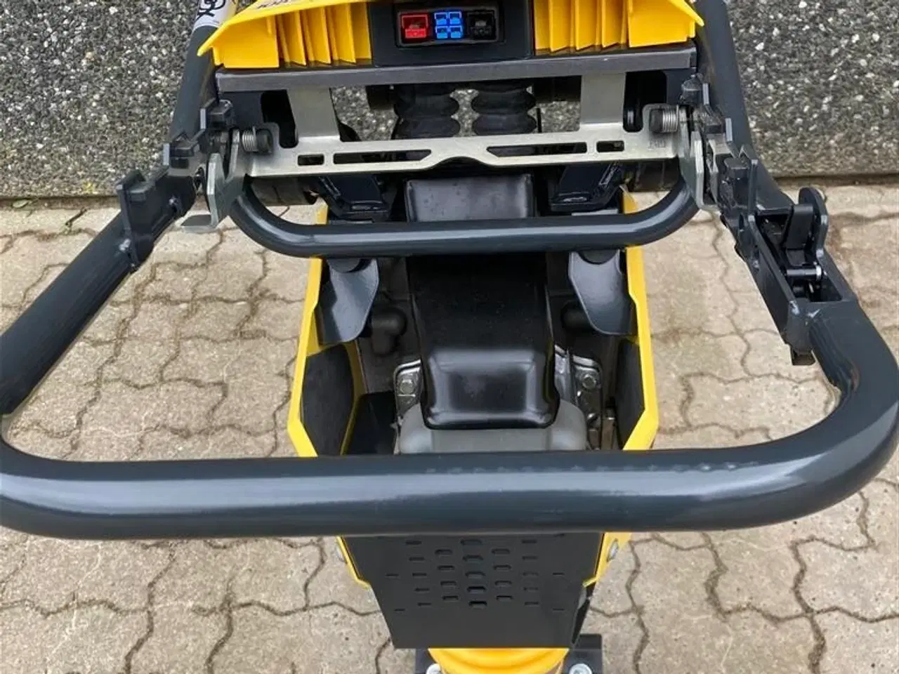 Billede 5 - Bomag BT 60E Elstamper/jordloppe med batteripakke og lader