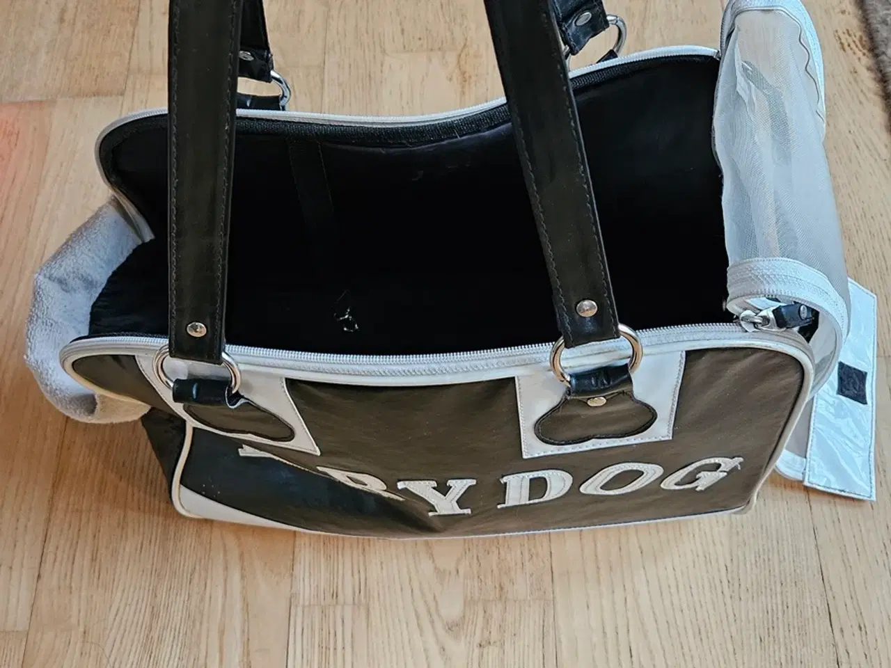 Billede 6 - Hundetaske til lille hund