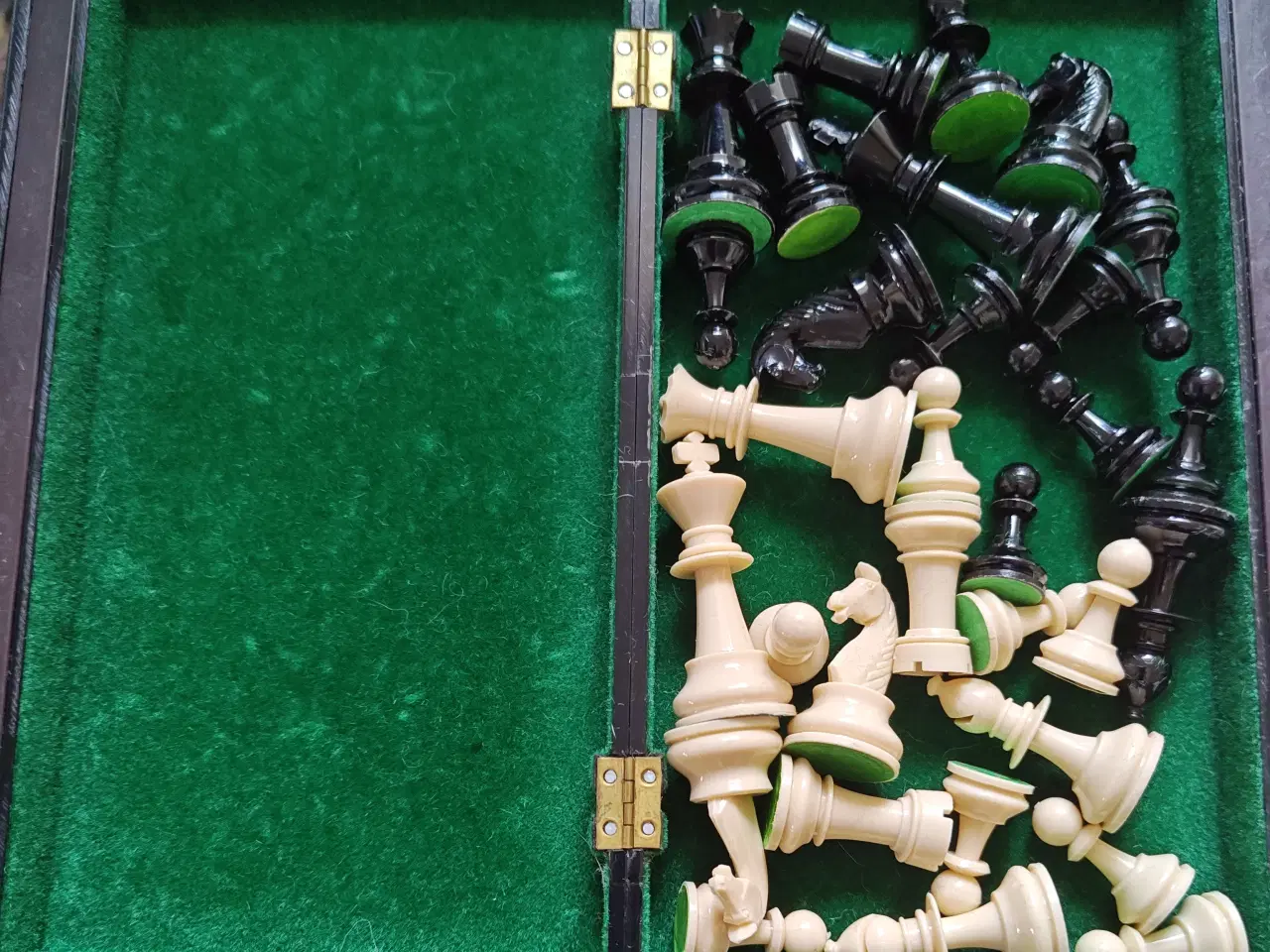 Billede 3 - Skak Brætspil rejsespil med magneter