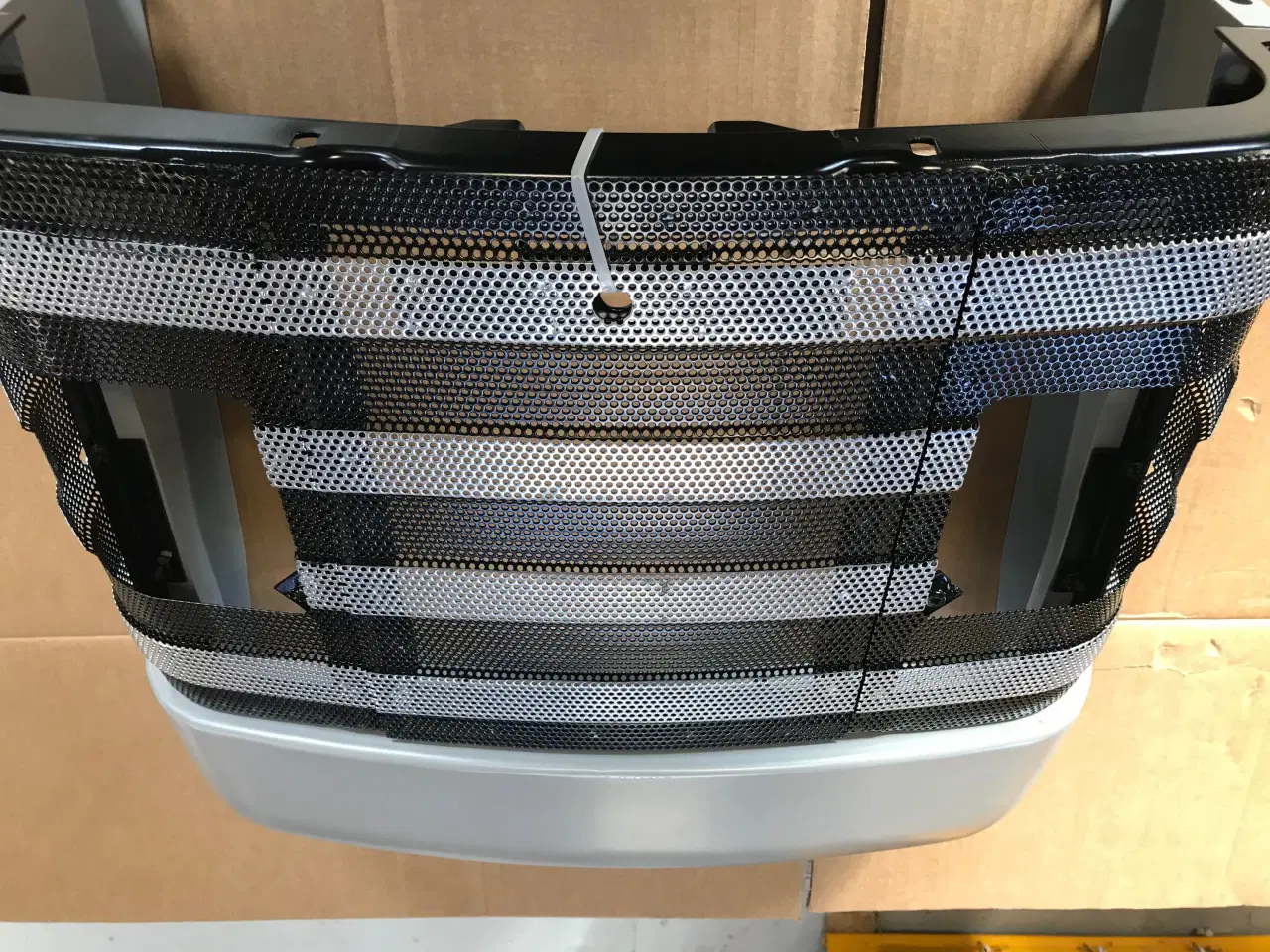 Billede 2 - Frontgrill MF135