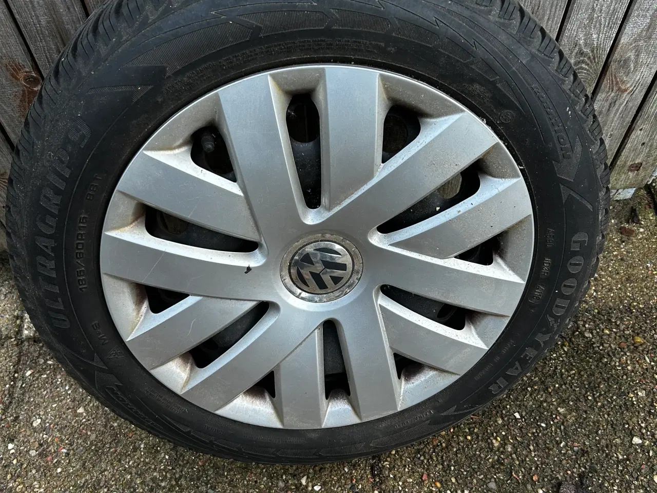 Billede 1 - Vinterdæk på fælge til VW Polo