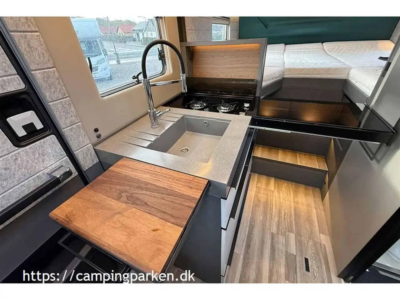 Billede 11 - 2022 - Niesmann+Bischoff iSmove 6.9E Aut. gear   En sjælden mulighed for en brugt Niesmann-Bischoff Ismove 6,9E, luksus i stilrent design