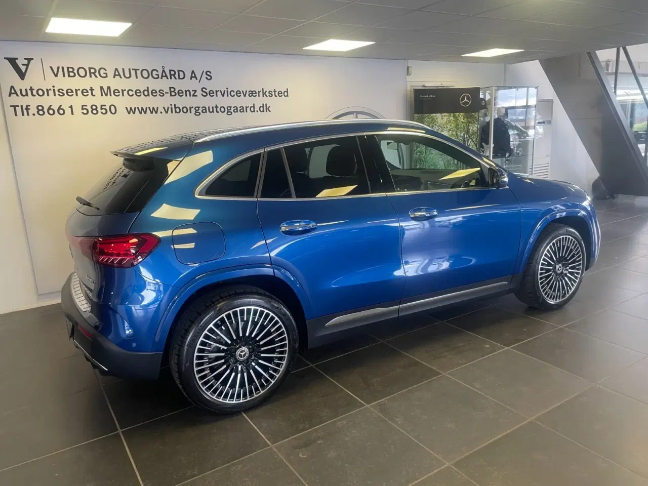Billede 2 - Mercedes EQA300  AMG Line 4Matic