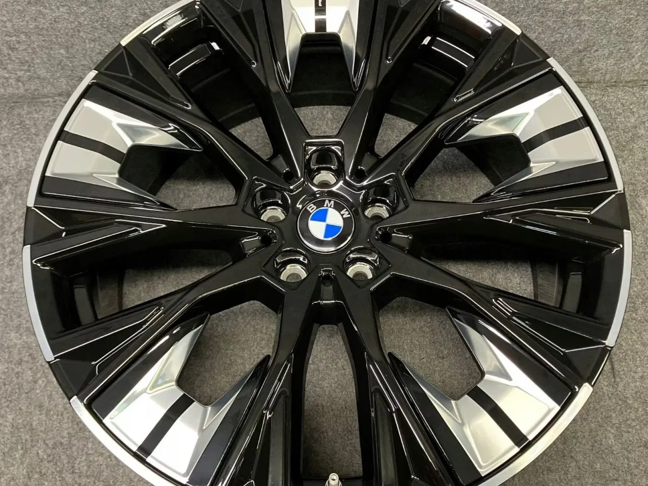 Billede 1 - ALUFÆLGE BMW I4 G26 826i 20"