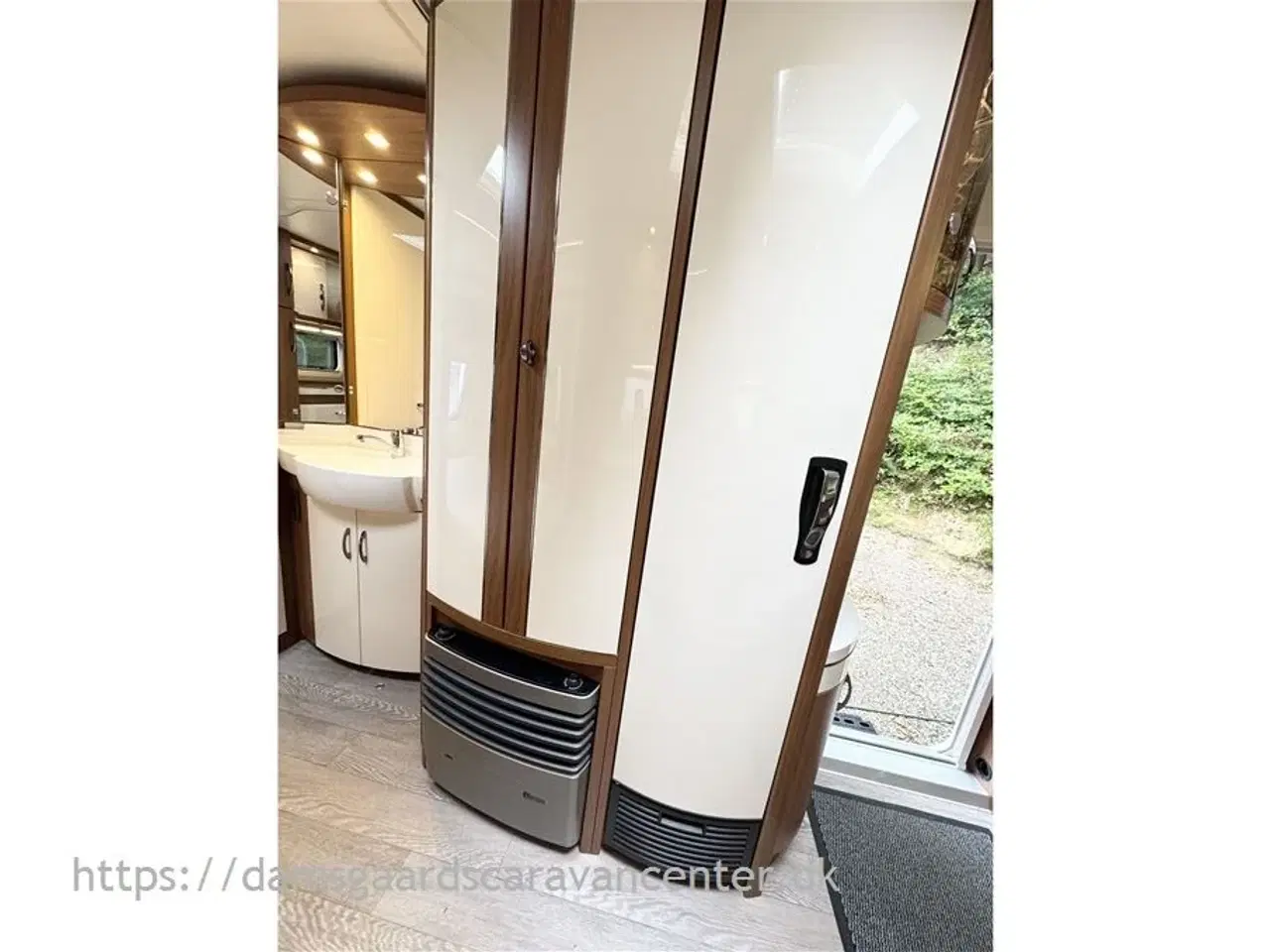 Billede 13 - 2017 - Hobby Excellent 540 UFe   Fransk seng-Gulvtemp.-Mover-Markise-Telt