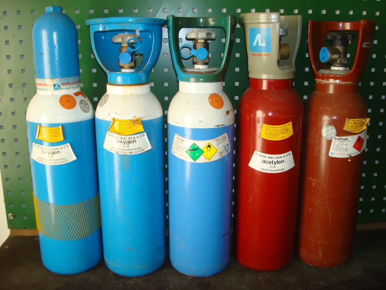 Billede 1 - Ejendoms Oxygen (Ilt) & Acetylen (Gas) Fyldte Fl. 
