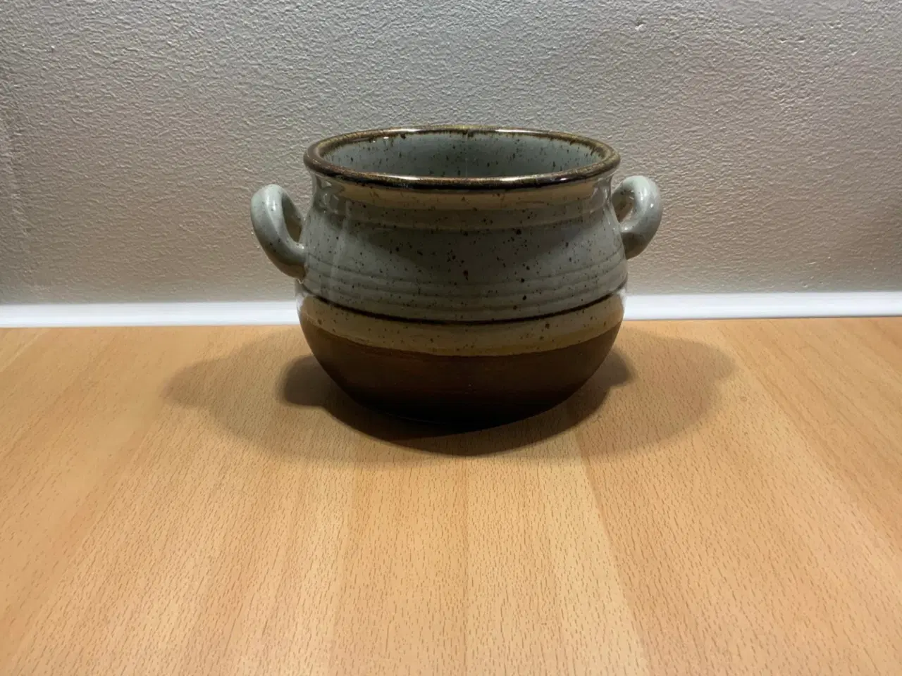 Billede 2 - Keramisk skål, Højde - 10 cm. Ø - 12 cm.