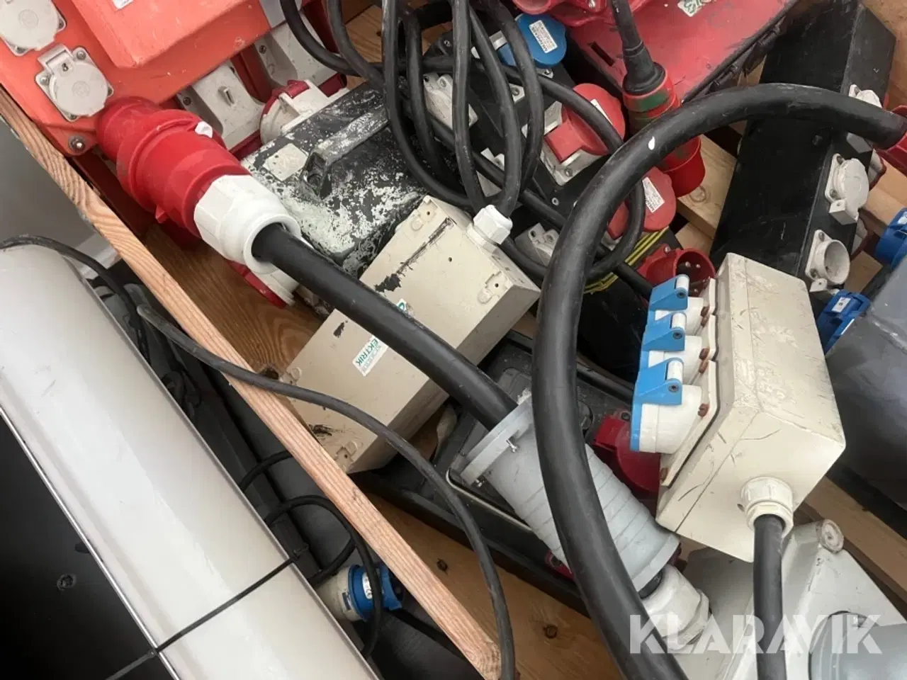 Billede 4 - Blandet el dele byggetavler samt lys rør