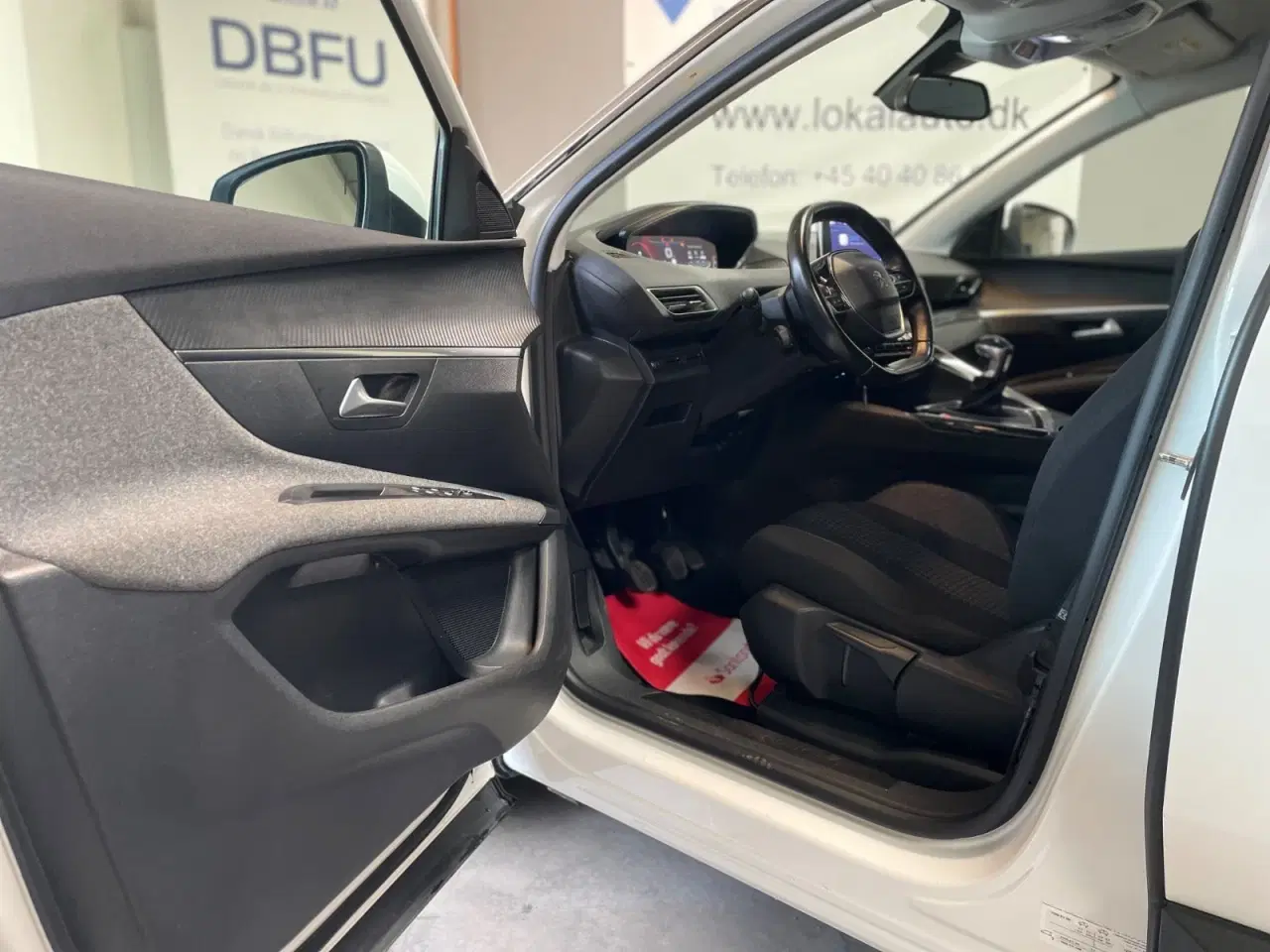Billede 10 - Peugeot 3008 1,6 BlueHDi 120 Allure