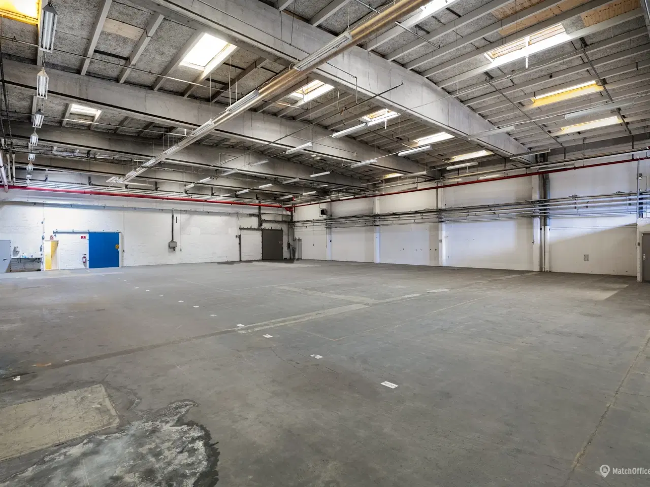 Billede 7 - Velbeliggende lager- og produktionsarealer med kontor på i alt 6.888 m²