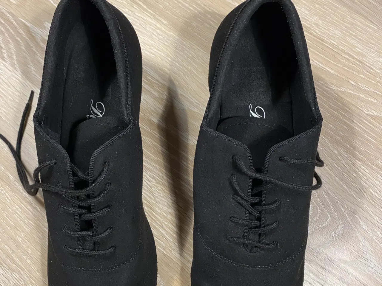 Billede 1 - Danse sko str 41