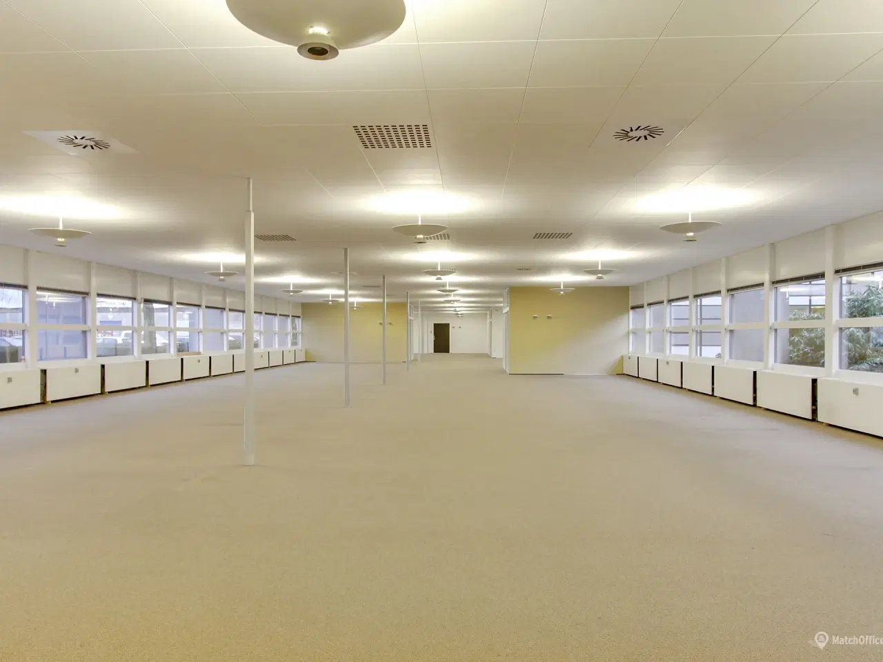 Billede 17 - Fleksible kontorlokaler med mulighed for showroom og lager – tæt på Vojens centrum