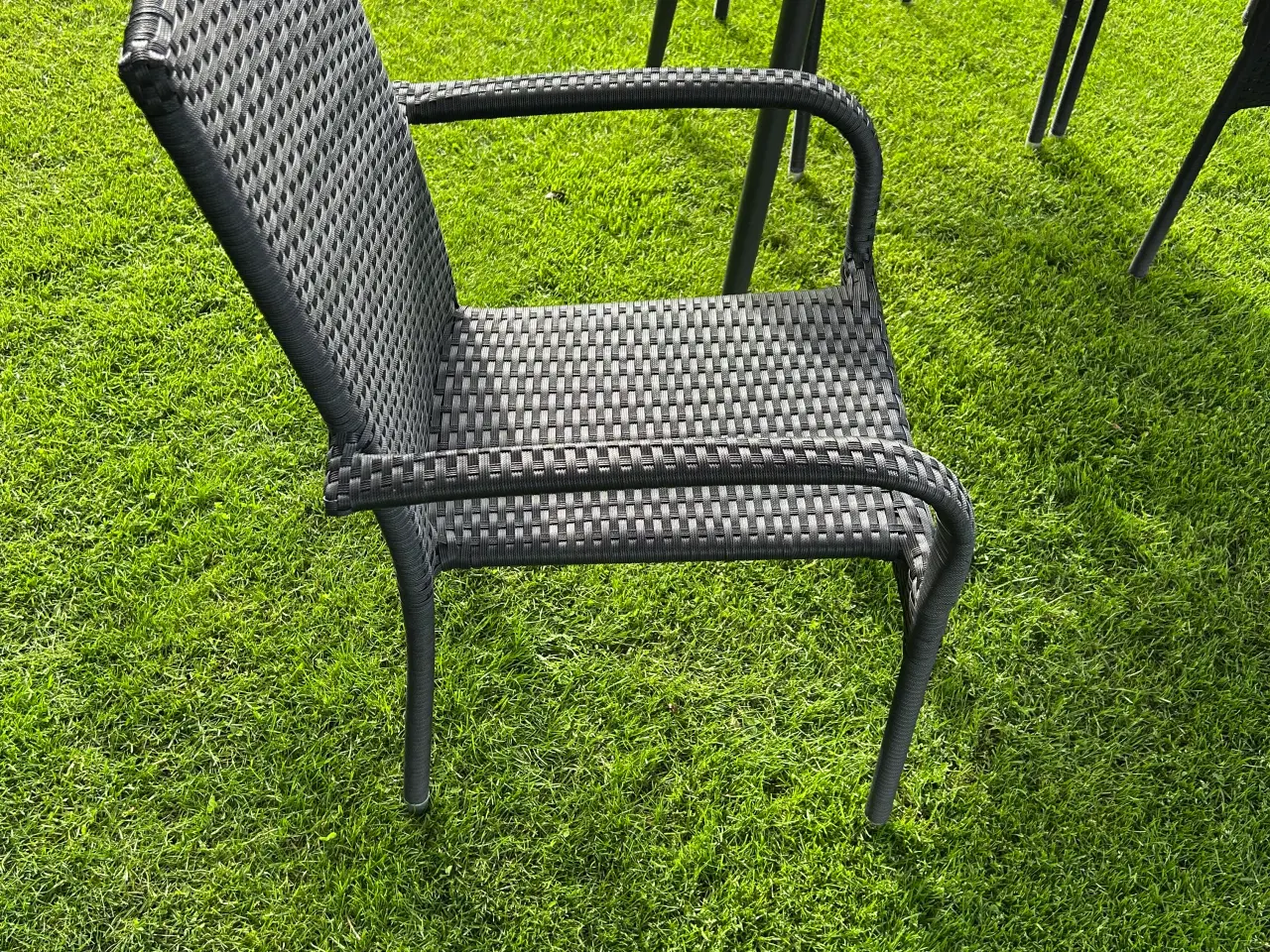 Billede 3 - Havebord incl. 4 stole